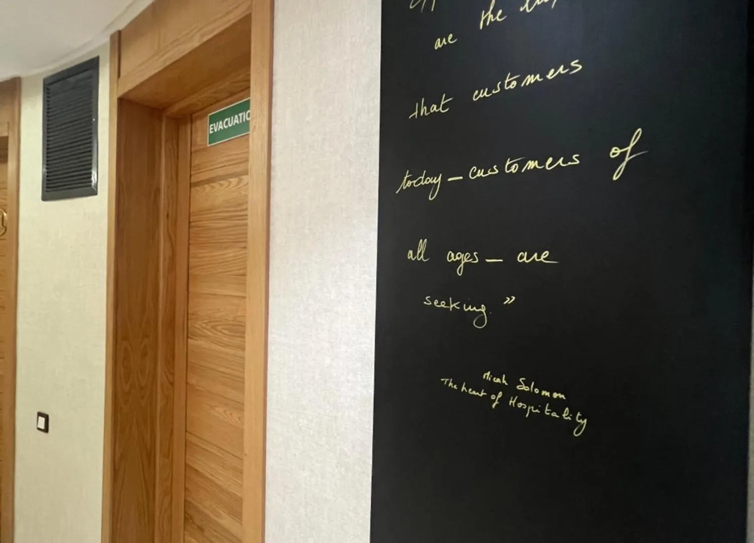 Zen Suites Hotel Massira Casablanca Aparthotel